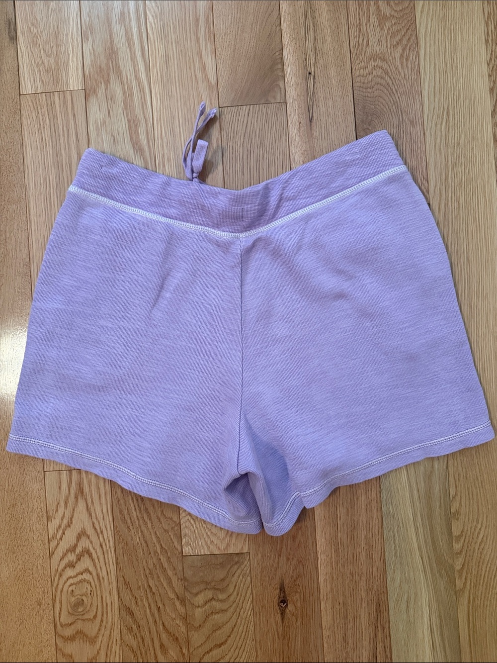 💕 EUC Tommy Bahama Lilac Knit Shorts with Pineapple Pocket Detail - Picture 5 of 5